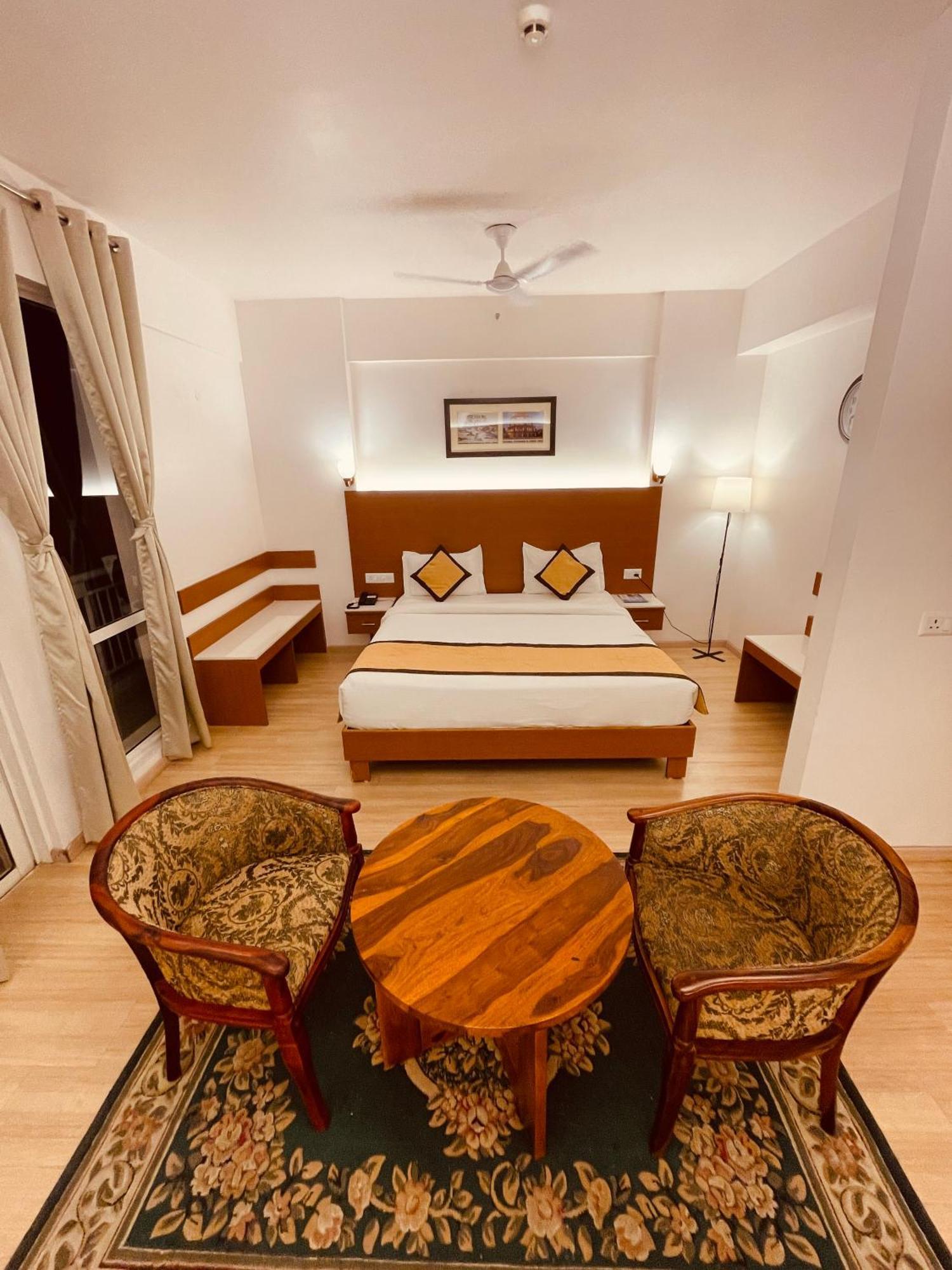 The Grace Residency - Gomtinagar, Lucknow Aparthotel Exterior foto