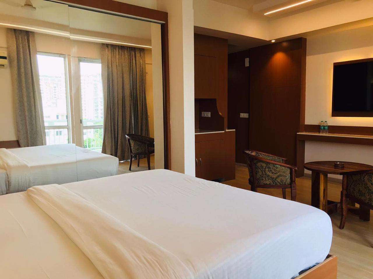 The Grace Residency - Gomtinagar, Lucknow Aparthotel Exterior foto